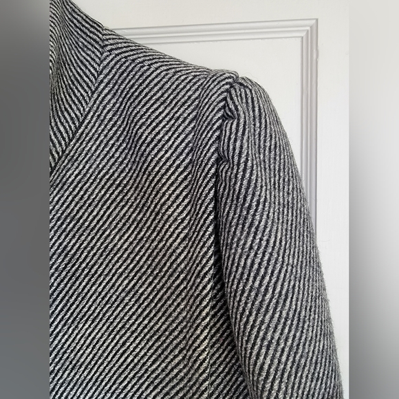 Wool dress coat - Picture 11 of 16